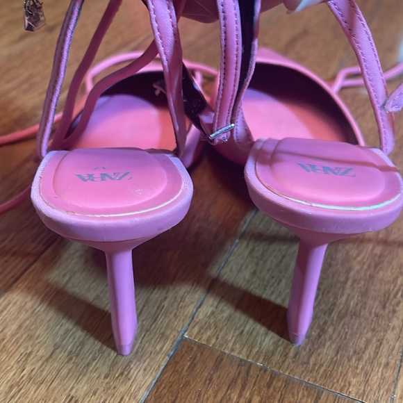 EUC - Zara Pink Tie-Up Sandal - Sz 37 - Picture 11 of 11